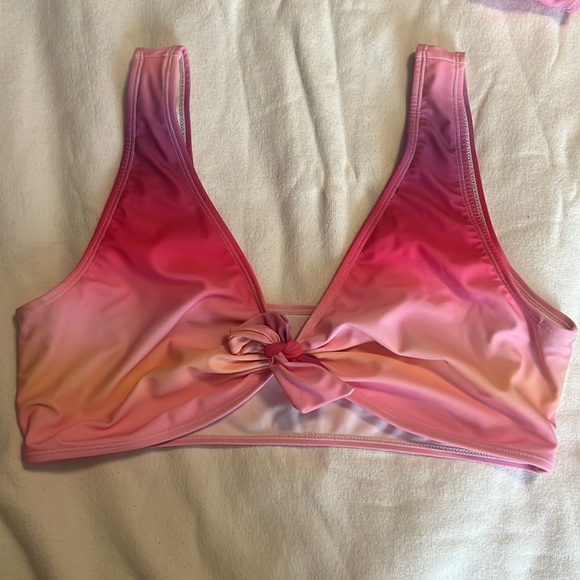 Ombré Knotted V-Neck High Rise Bikini - Picture 5 of 7